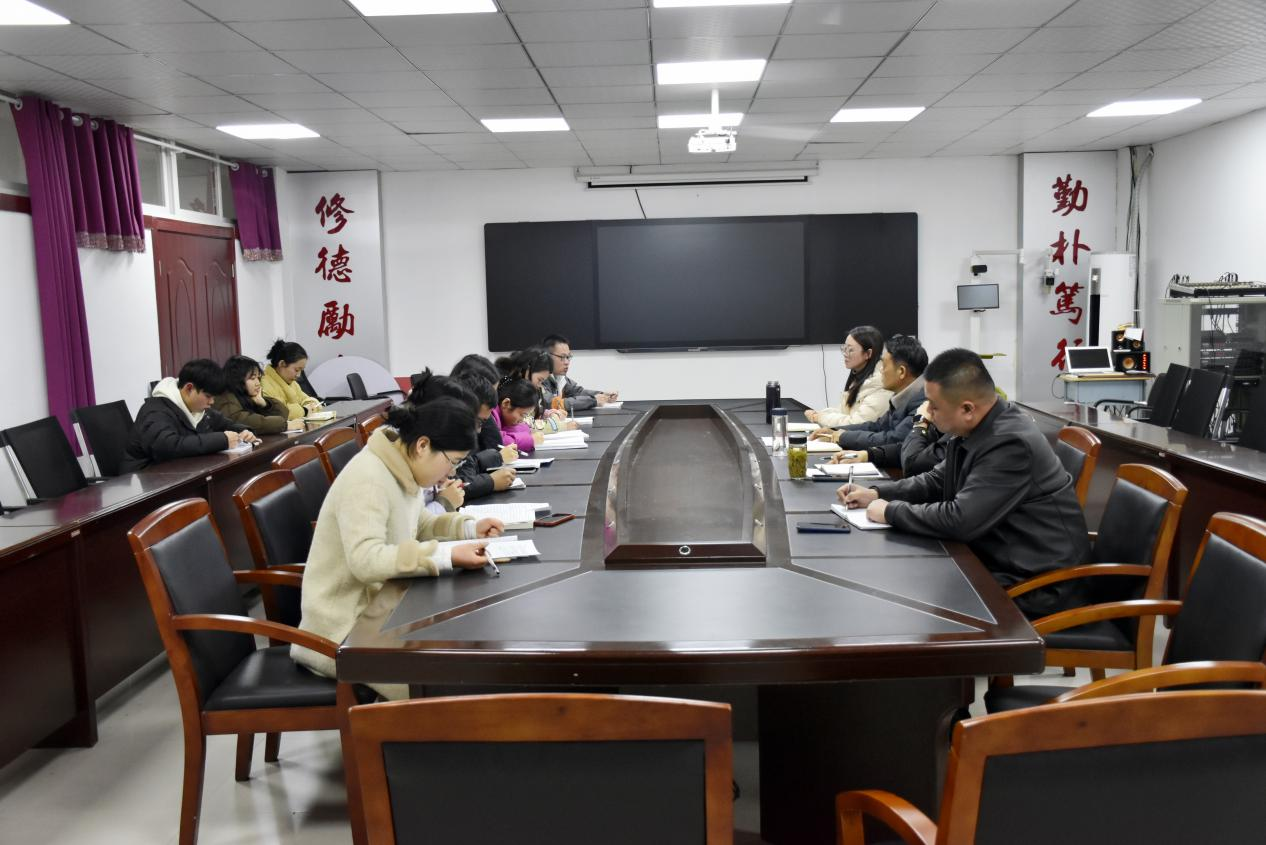 院领导到思政部召开现场办公会