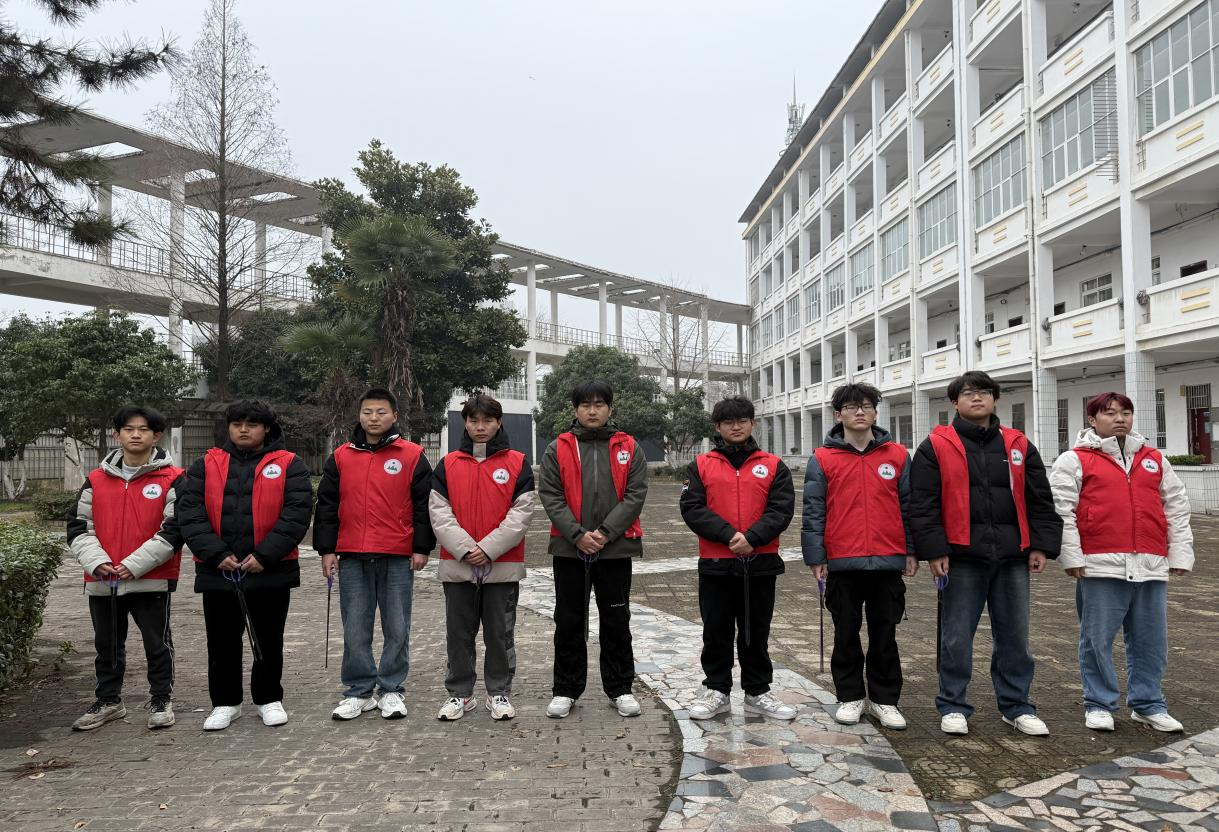 机电经管系开展学雷锋日活动 践行志愿服务精神