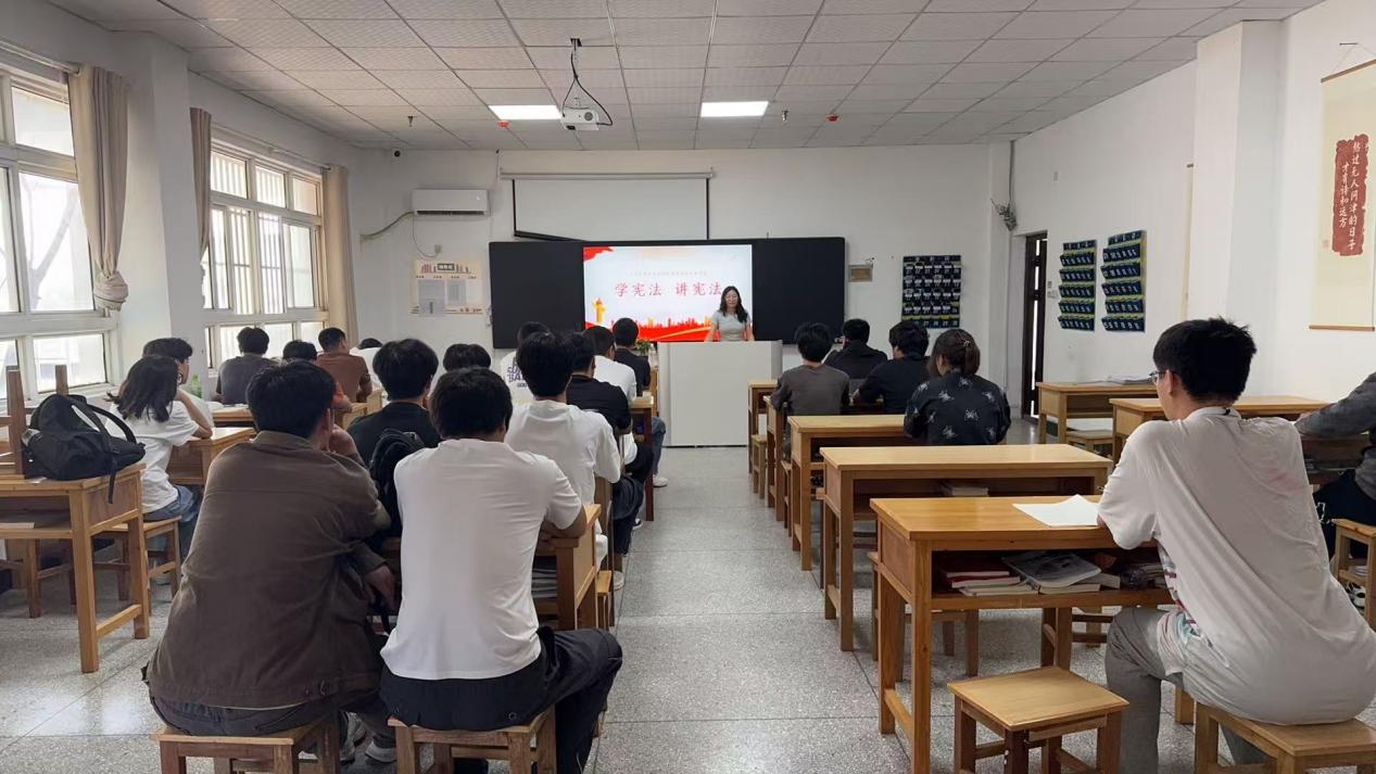 “学宪法，讲宪法”主题团日活动圆满举行