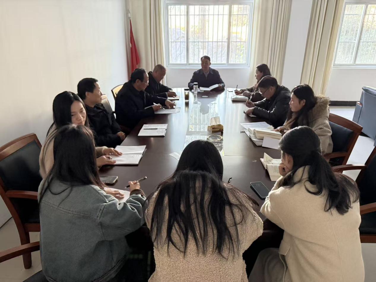 机关党支部开展“以新质生产力赋能 职业教育高质量发展”主题党日活动