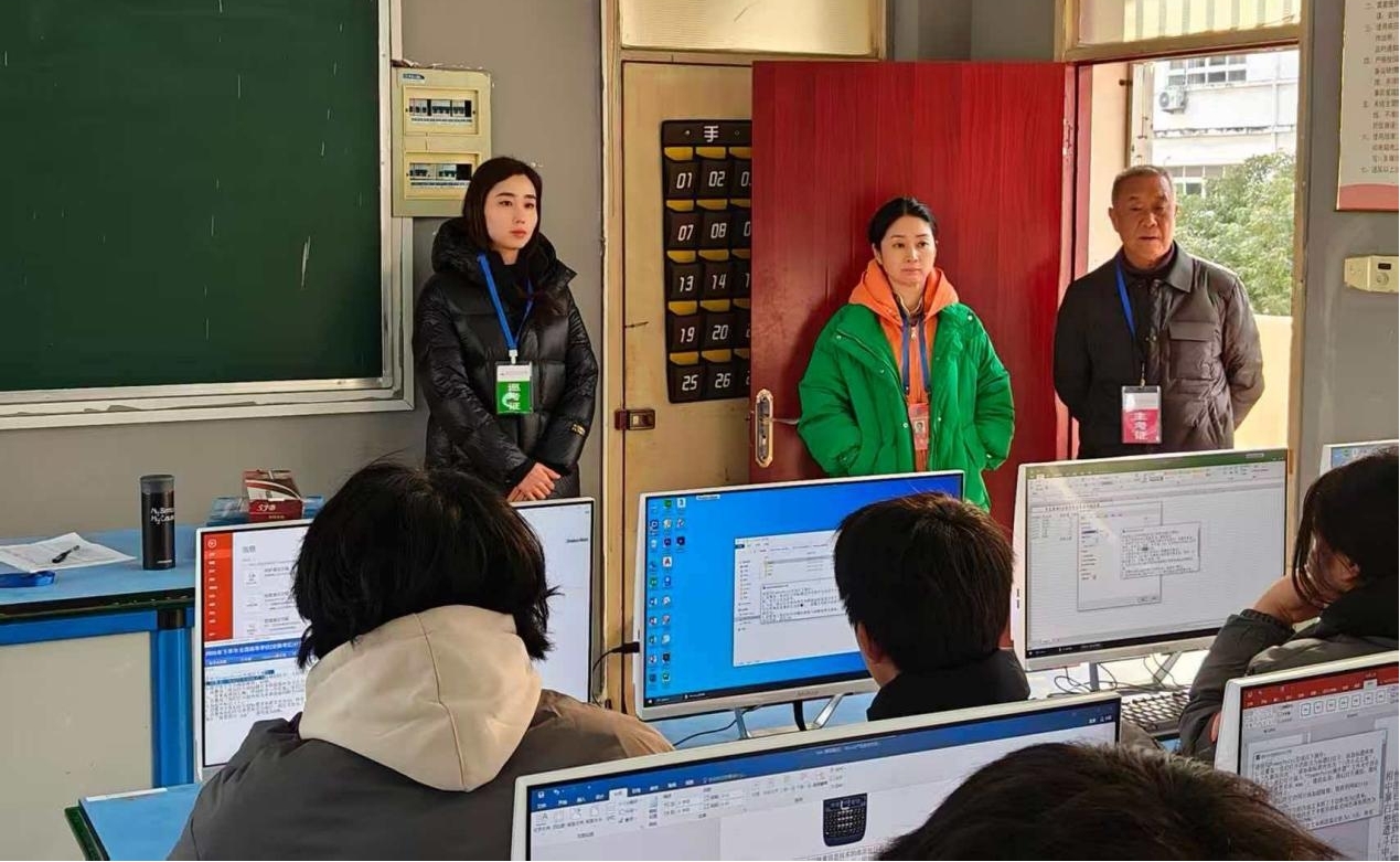 学院顺利完成2025年 全国高校计算机水平考试