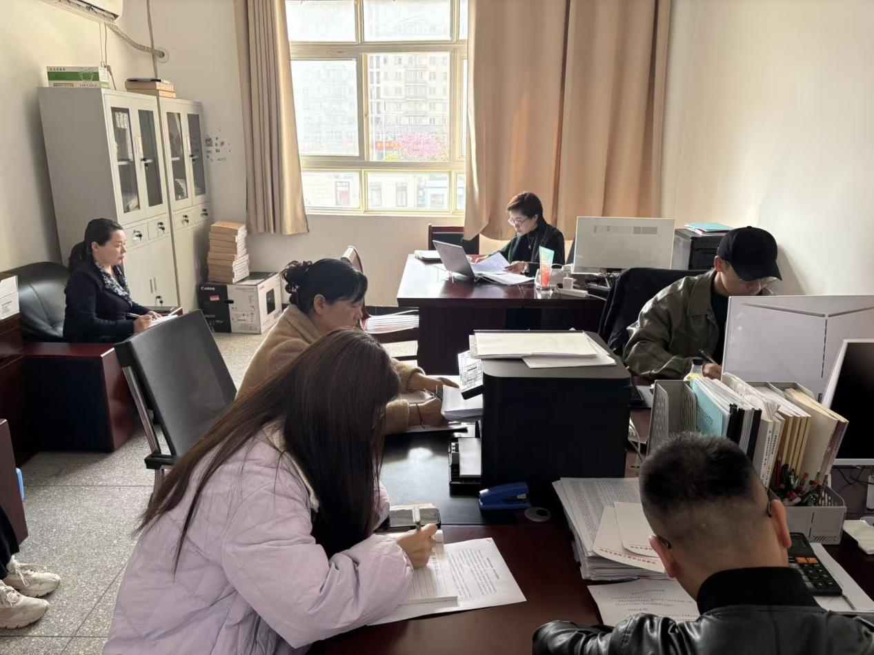 信息工程系党支部召开2025年度组织生活会