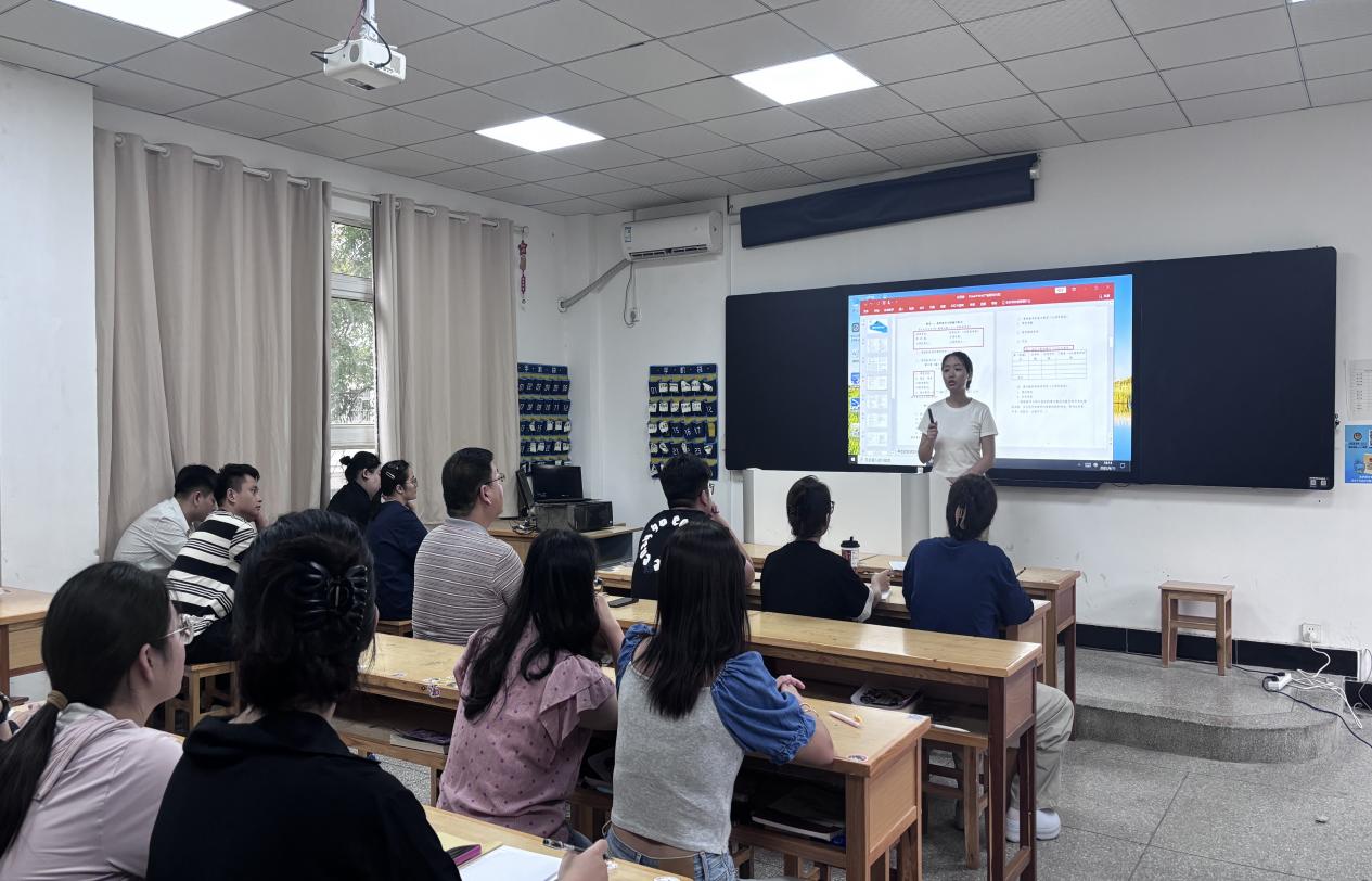 艺术建工系开展教师业务档案专题培训与教务系统培训