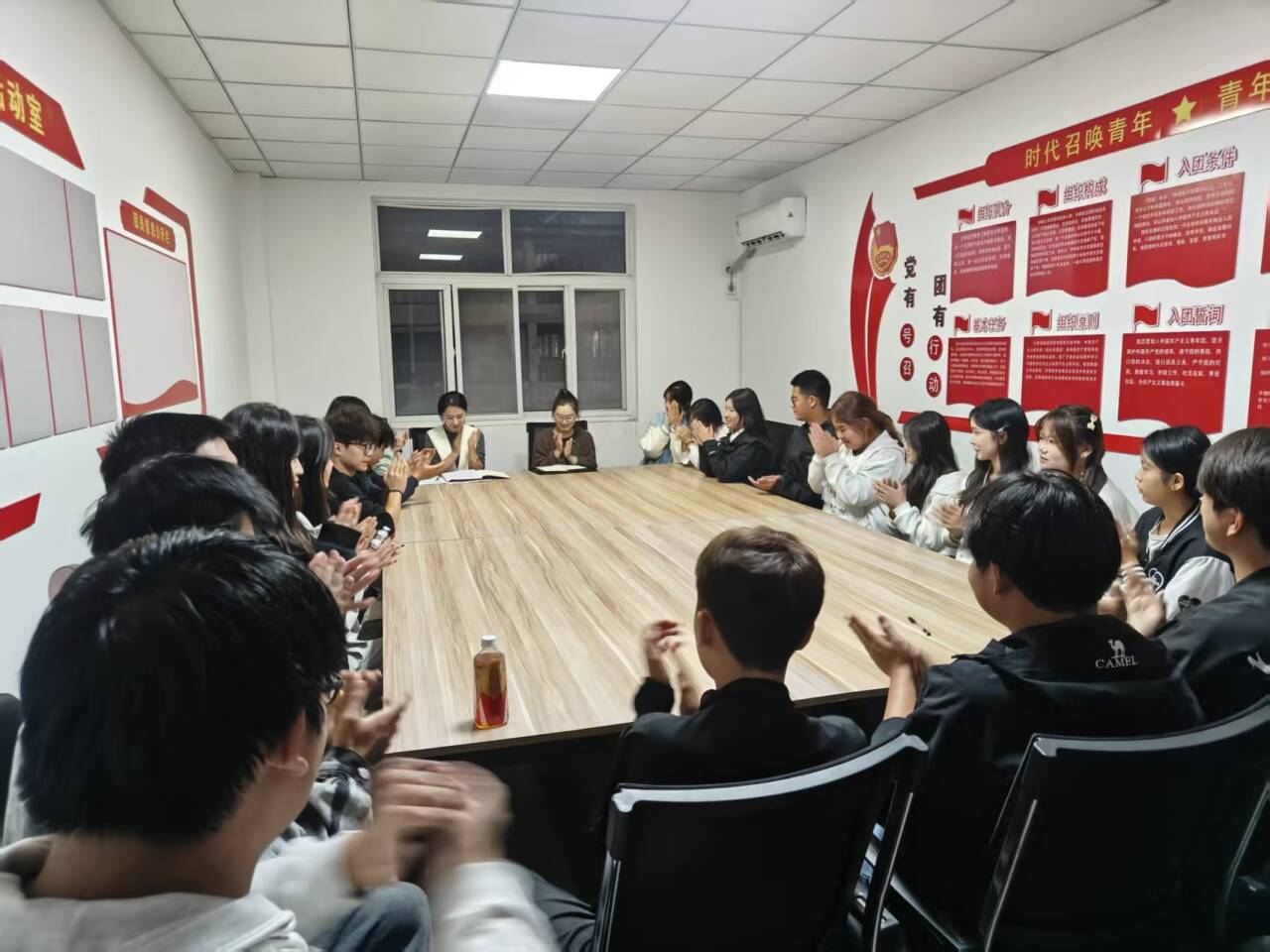 安徽现代信息工程职业学院团委召开 学院学生会第一次工作例会